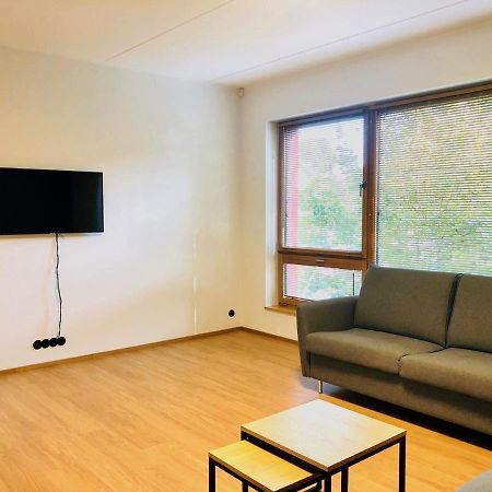 Self-Check-In Spacious 1 Bedroom Apartment With Free Parking ทาลลินน์ ภายนอก รูปภาพ